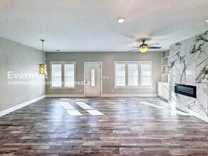 463 Valley Hill Rd SE in Riverdale, GA - Building Photo - Building Photo