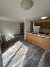 635 Renker Rd in Lansing, MI - Foto de edificio - Building Photo