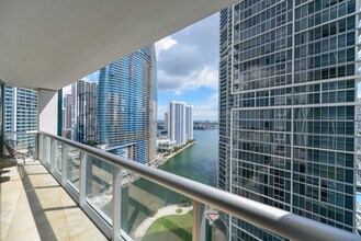 485 Brickell Ave in Miami, FL - Building Photo - Building Photo
