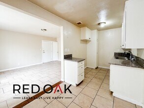 8118 Western Ave in Los Angeles, CA - Building Photo - Building Photo