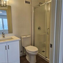 824 Woolwich St in Guelph, ON - Building Photo - Building Photo
