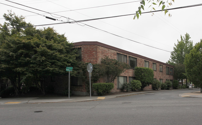 The Bonneville Apartments in Seattle, WA - Foto de edificio - Building Photo