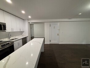 FIFTH AVENUE in New York, NY - Building Photo - Building Photo