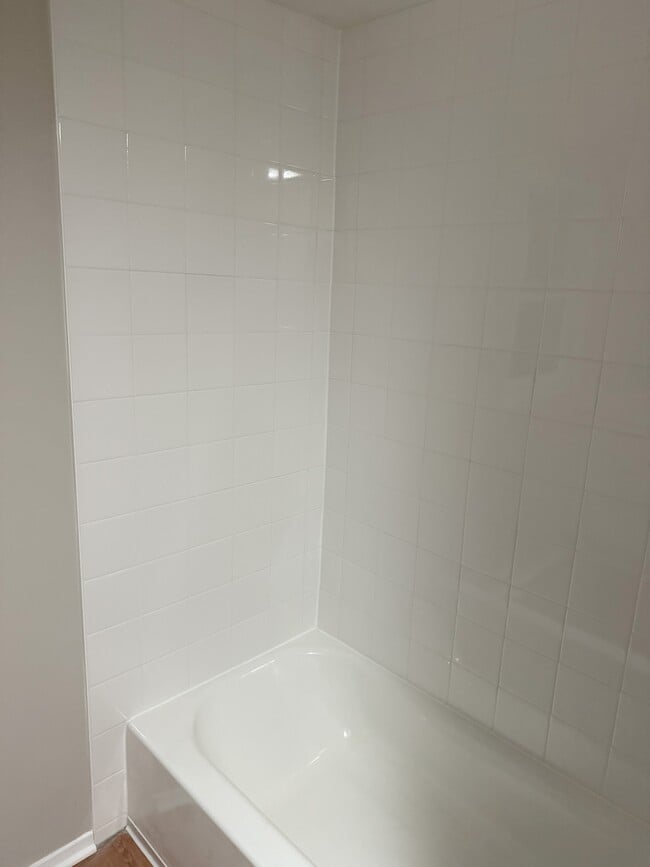 29193 Dardanella St in Livonia, MI - Building Photo - Building Photo