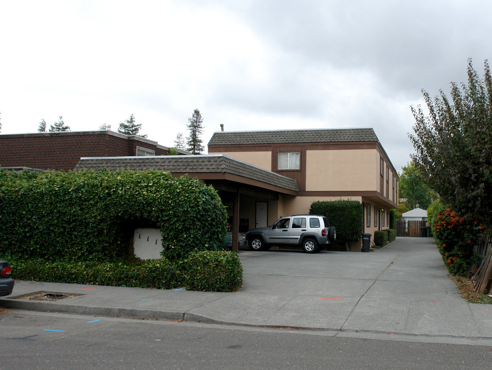 1117 3rd St in Novato, CA - Building Photo