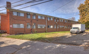 3500 Bluehill St in Detroit, MI - Building Photo - Building Photo