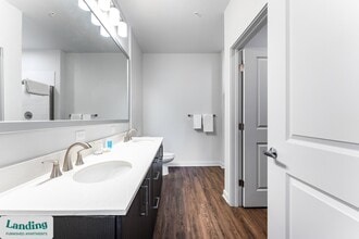 1225 Utica Dr, Unit 1-210 in Kissimmee, FL - Foto de edificio - Building Photo