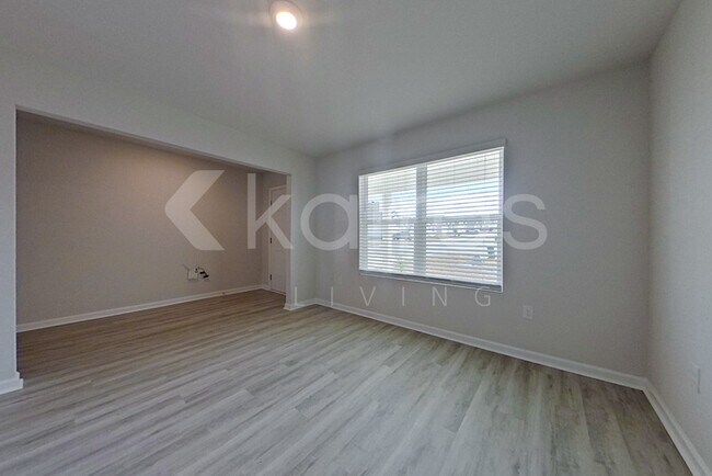 4618 Malay Cir in Pace, FL - Foto de edificio - Building Photo