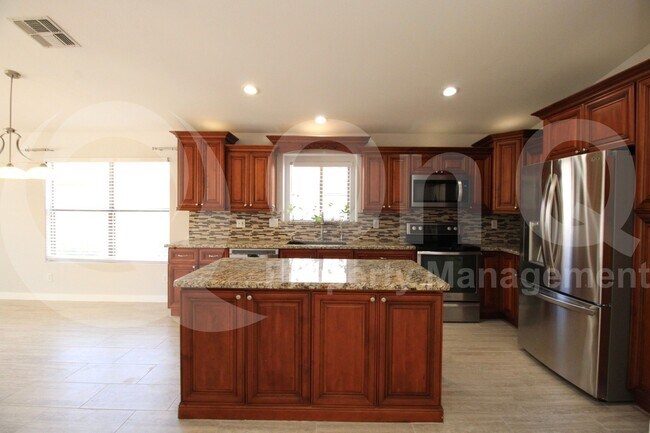 22633 N Hance Blvd in Phoenix, AZ - Building Photo - Building Photo