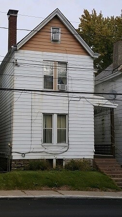 1530 William Howard Taft Rd in Cincinnati, OH - Building Photo