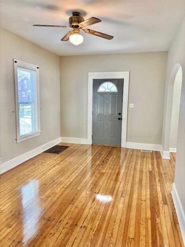 750 E Delaware St in Evansville, IN - Building Photo - Building Photo