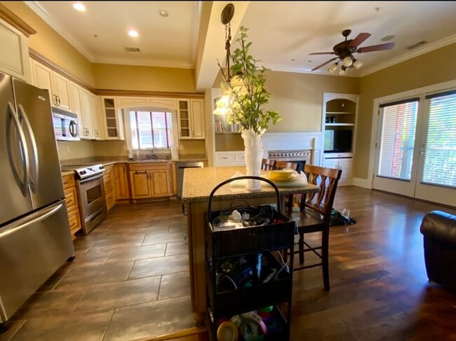 property at 210 W Washington St