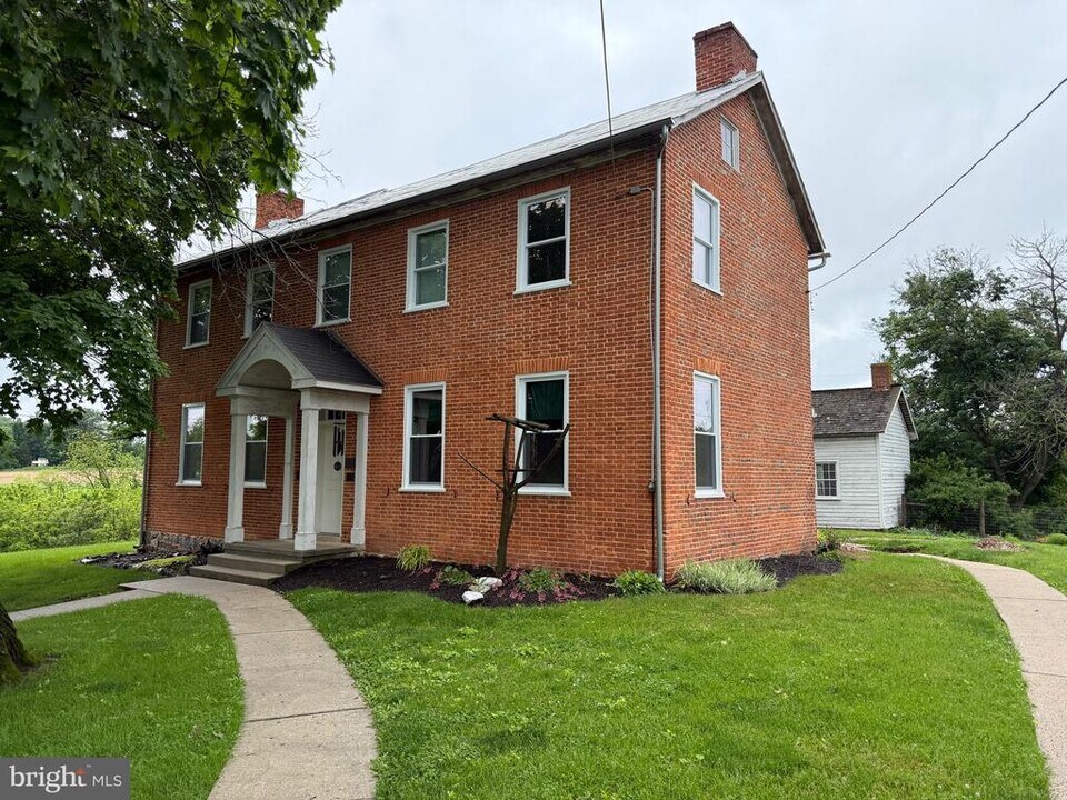 20 Horner Rd in Gettysburg, PA - Building Photo