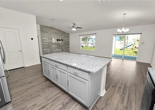 7525 Ibis Dr in Lakeland, FL - Building Photo - Building Photo