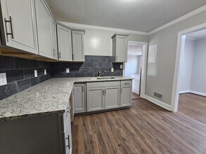 500 S Mountain St in Cherryville, NC - Building Photo - Building Photo