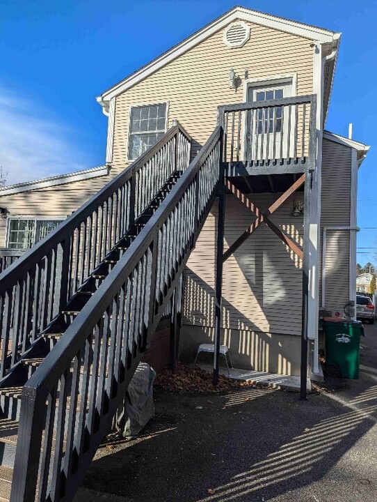 41 Eliza St-Unit -Apt #2 in Beacon, NY - Building Photo