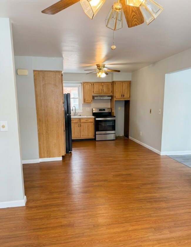 2054 Prospect St in Rahway, NJ - Foto de edificio - Building Photo