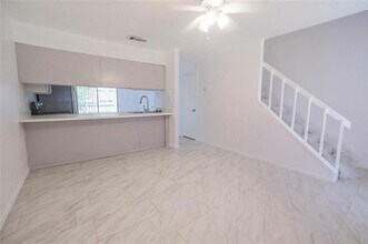 1028 McKinley St in Benbrook, TX - Building Photo - Building Photo