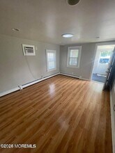 225-227-227 Seeley Ave in Keansburg, NJ - Building Photo - Building Photo