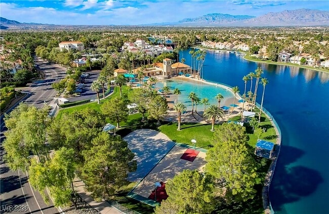 2528 Huber Heights Dr in Las Vegas, NV - Building Photo - Building Photo