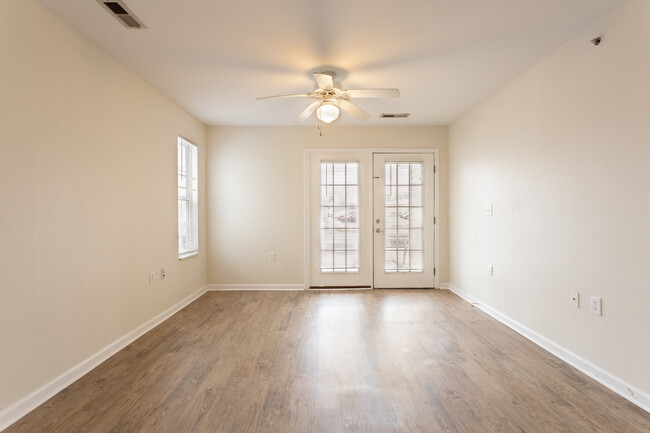 Prairie Apartments I & II in South Bend, IN - Building Photo - Interior Photo