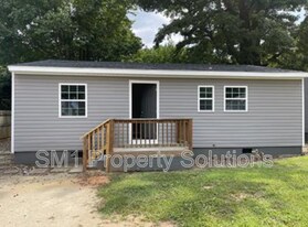 104 Lawndale Ave in High Point, NC - Building Photo