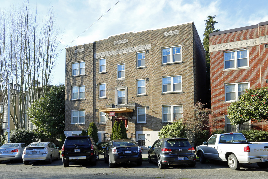 The Naomi in Seattle, WA - Foto de edificio