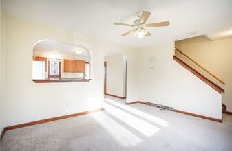 14 Gold St in Springfield, MA - Building Photo - Building Photo