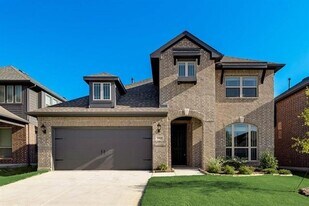 1401 Thrasher Dr in Oak Point, TX - Building Photo