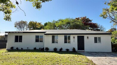 644 NW 146th St in Miami, FL - Building Photo - Building Photo