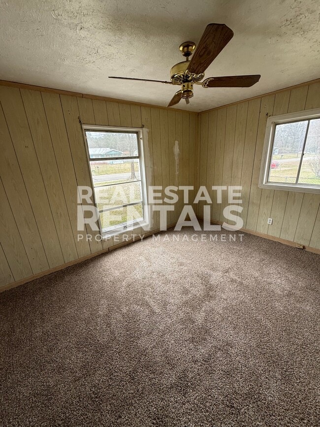 303 Springdale Rd in Gadsden, AL - Building Photo - Building Photo