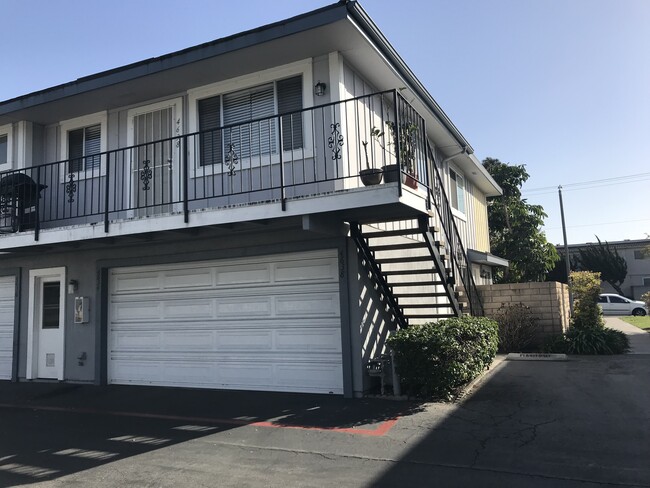 property at 4638 Via Vista Cir