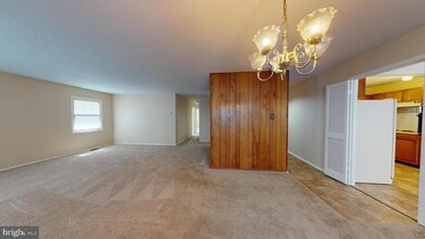 13200 Ithan Ln in Bowie, MD - Building Photo - Building Photo