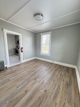 45 E Broad St, Unit 2 in Bergenfield, NJ - Building Photo - Building Photo