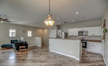 7515 S 30th Pl in Phoenix, AZ - Building Photo - Building Photo