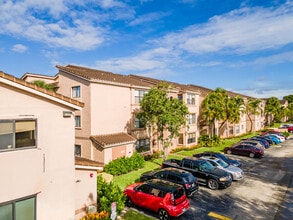 Sundance at Davie in Davie, FL - Building Photo - Building Photo