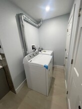 4045 Washington St, Unit B in Boston, MA - Foto de edificio - Building Photo