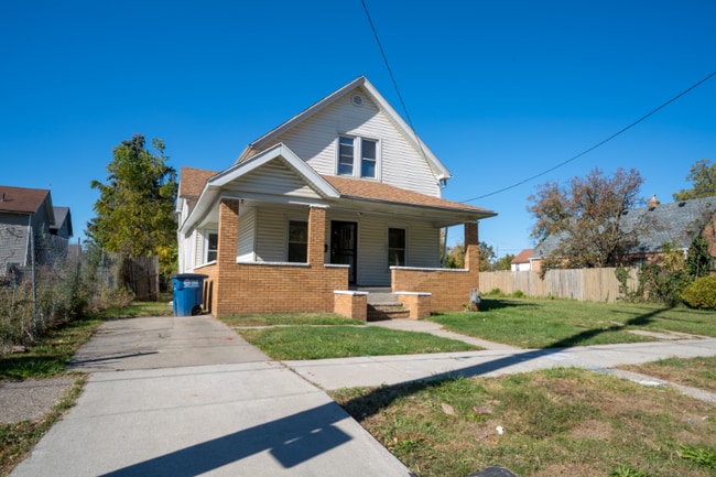 property at 2745 Mulberry St