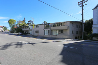 Sunset Lanai Apartments in West Hollywood, CA - Building Photo - Building Photo