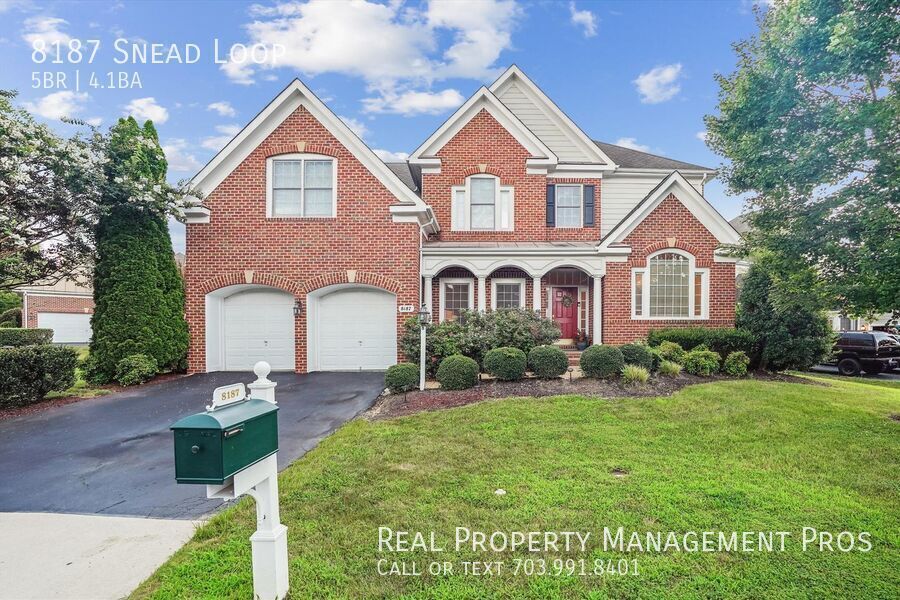 8187 Snead Loop in Gainesville, VA - Building Photo