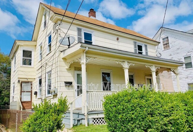 property at 316 E Pine St
