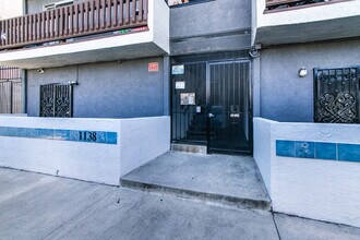 1138 Grand View S St, Unit 101 in Los Angeles, CA - Building Photo - Building Photo