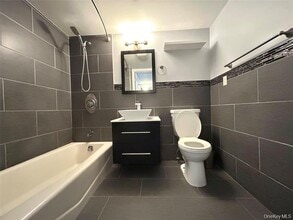 63-47 Booth St in Queens, NY - Building Photo - Building Photo