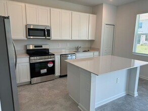 3274 Laurent Lp in Davenport, FL - Building Photo - Building Photo