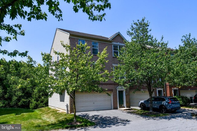 property at 8772 Lincoln St