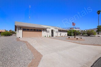 3545 Chemehuevi Blvd in Lake Havasu City, AZ - Building Photo - Building Photo