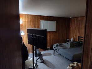 303 Barr Elms Ave, Unit #2 in Joliet, IL - Building Photo - Building Photo