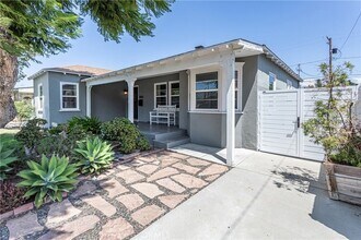 1000 N Ontario St in Burbank, CA - Building Photo - Building Photo
