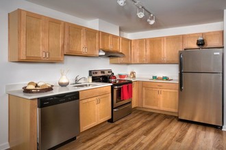 Metro Village Apartments in Washington, DC - Building Photo - Building Photo