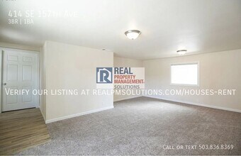 414 SE 157th Ave in Portland, OR - Building Photo - Building Photo
